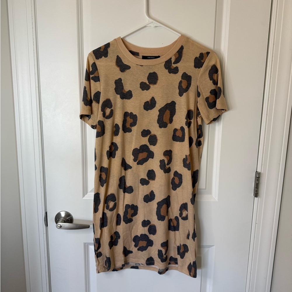Forever 21 Tan and Black Leopard Print Shirt Dress